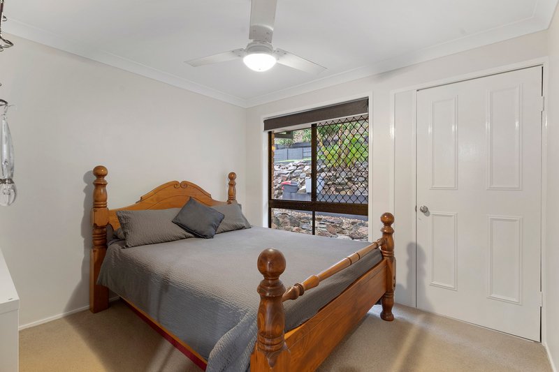 Photo - 7 Paisley Court, Mount Warren Park QLD 4207 - Image 12