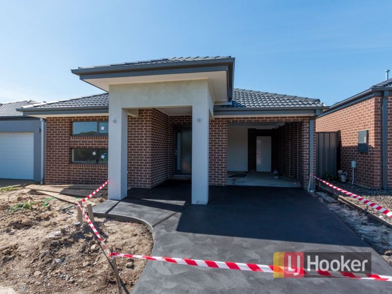 Photo - 7 Palomino Avenue, Clyde North VIC 3978 - Image 14