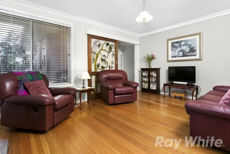 Photo - 7 Pamela Court, Scoresby VIC 3179 - Image 2