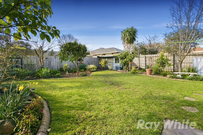 Photo - 7 Pamela Court, Scoresby VIC 3179 - Image 8