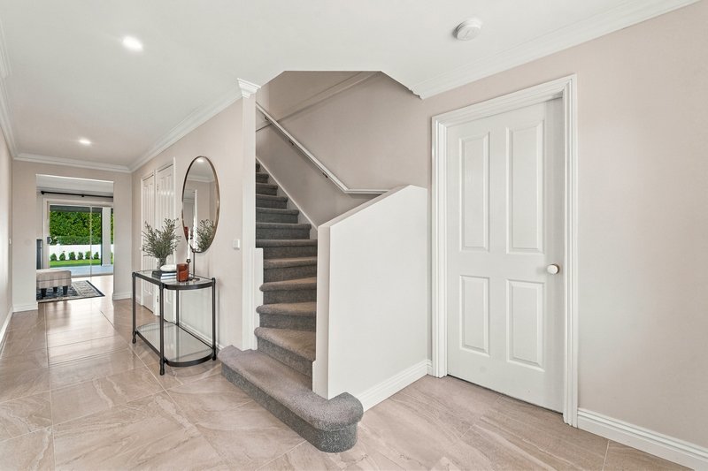 Photo - 7 Pante Place, Werribee VIC 3030 - Image 2