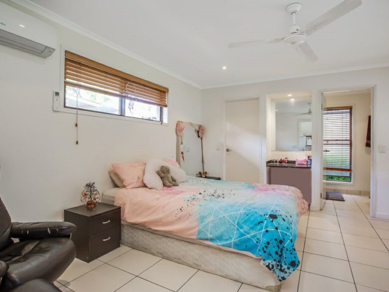 Photo - 7 Pappas Way, Carrara QLD 4211 - Image 7