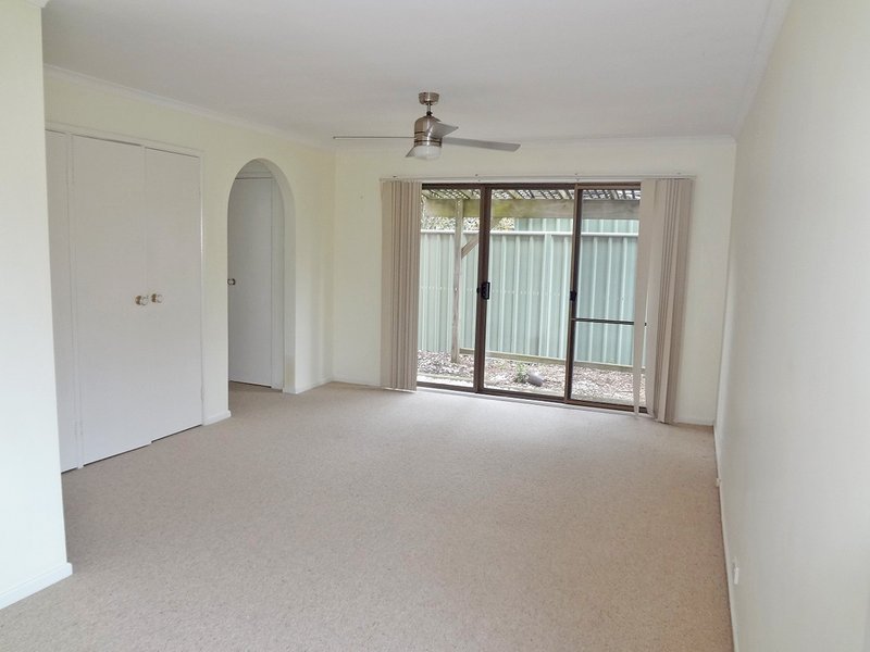 Photo - 7 Parklands Close, Bateau Bay NSW 2261 - Image 7