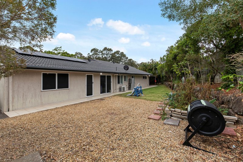Photo - 7 Parkview Place, Bridgeman Downs QLD 4035 - Image 20