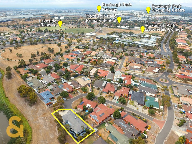 Photo - 7 Parnell Court, Roxburgh Park VIC 3064 - Image 23