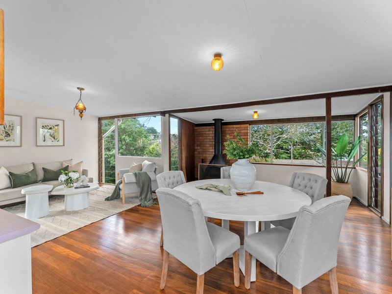 Photo - 7 Parnoolar Crescent, Ferny Hills QLD 4055 - Image 1