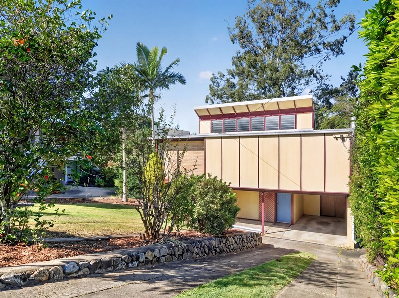 Photo - 7 Parnoolar Crescent, Ferny Hills QLD 4055 - Image 10