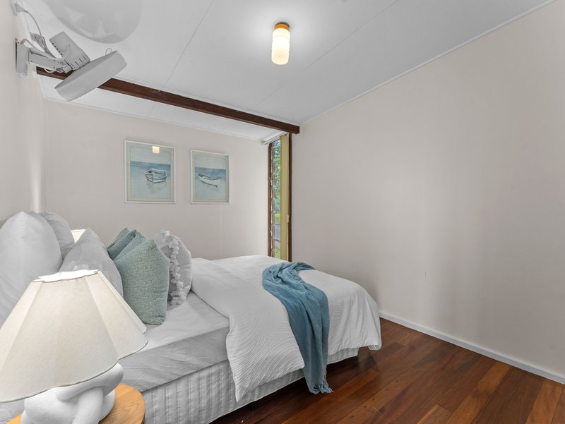 Photo - 7 Parnoolar Crescent, Ferny Hills QLD 4055 - Image 21