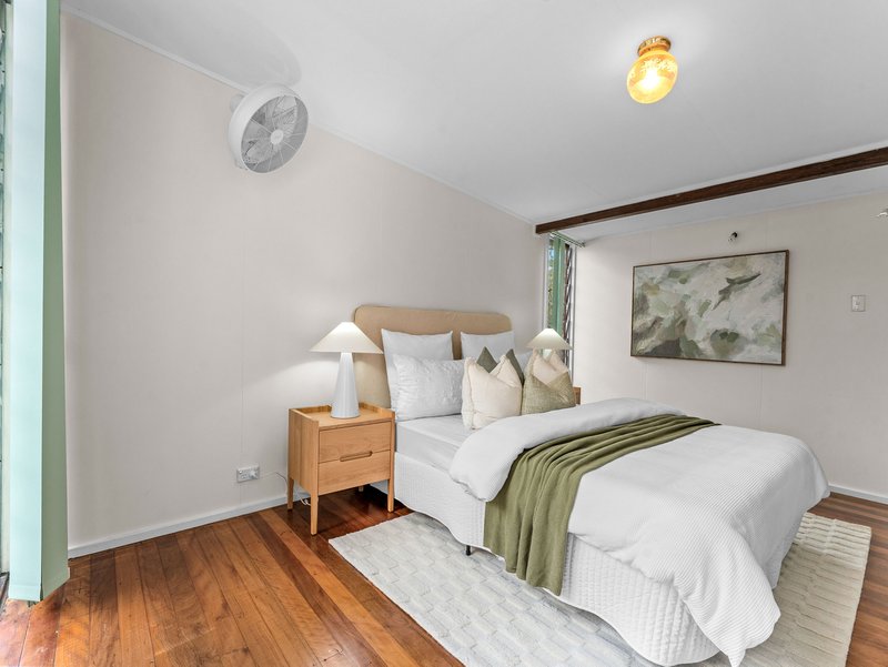 Photo - 7 Parnoolar Crescent, Ferny Hills QLD 4055 - Image 22