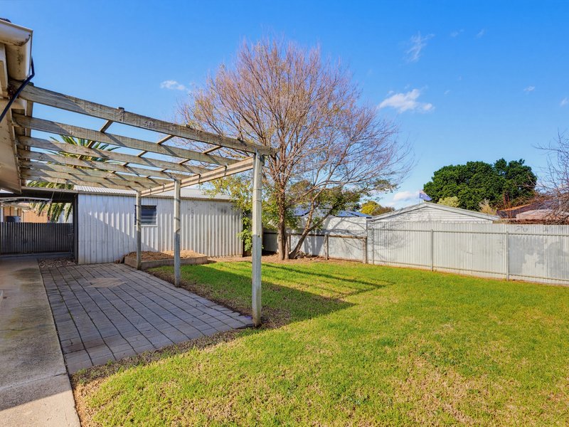 Photo - 7 Parramatta Drive, Morphett Vale SA 5162 - Image 13