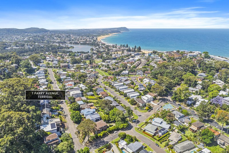 Photo - 7 Parry Avenue, Terrigal NSW 2260 - Image 12