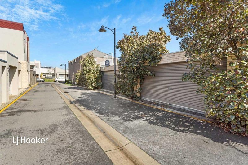 Photo - 7 Parsons Court, Mawson Lakes SA 5095 - Image 16