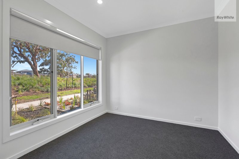 Photo - 7 Pastel Lane, Wollert VIC 3750 - Image 6