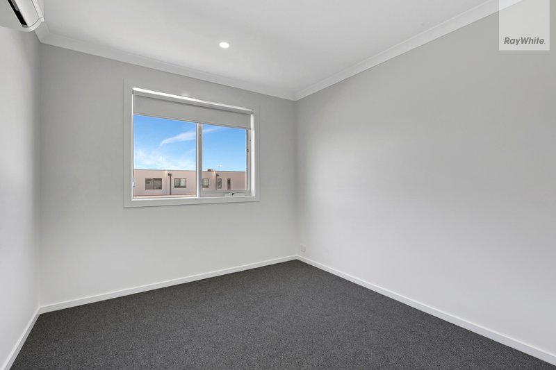 Photo - 7 Pastel Lane, Wollert VIC 3750 - Image 10