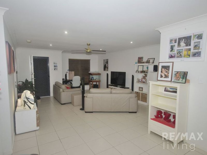 Photo - 7 Patanga Place, D'Aguilar QLD 4514 - Image 3