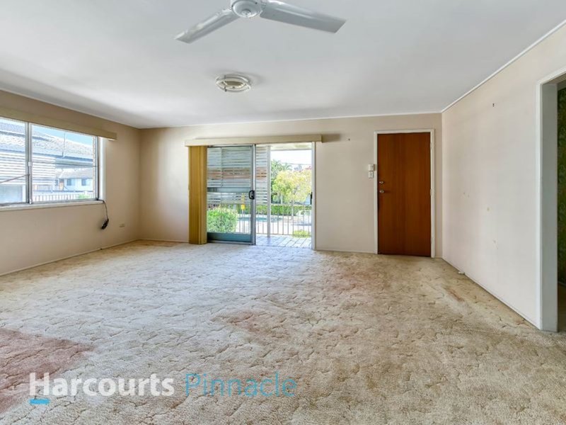 Photo - 7 Patmar Street, Strathpine QLD 4500 - Image 6