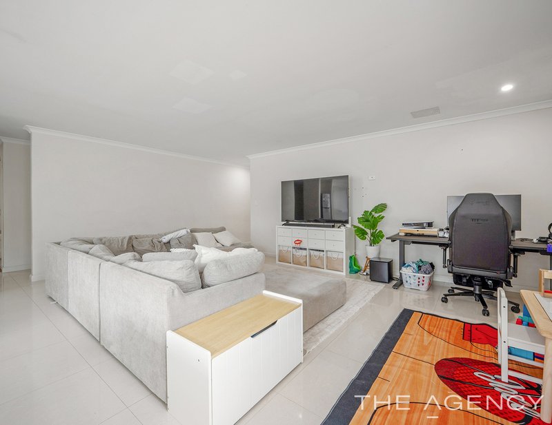 Photo - 7 Peace Loop, Kewdale WA 6105 - Image 3