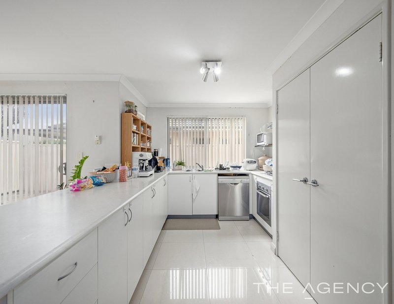 Photo - 7 Peace Loop, Kewdale WA 6105 - Image 9