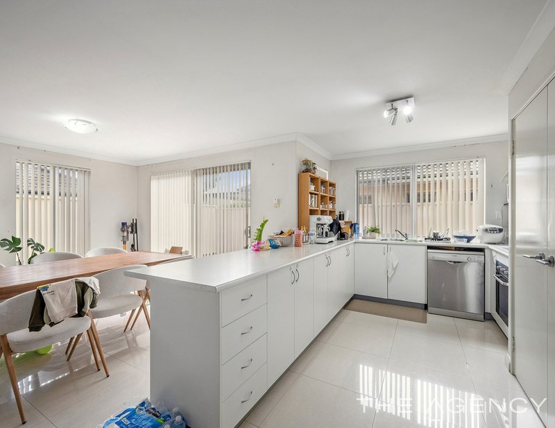 Photo - 7 Peace Loop, Kewdale WA 6105 - Image 11