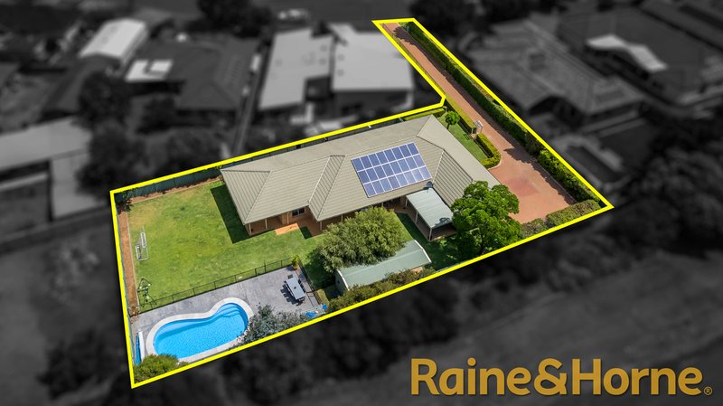 7 Pebble Beach Drive, Dubbo NSW 2830