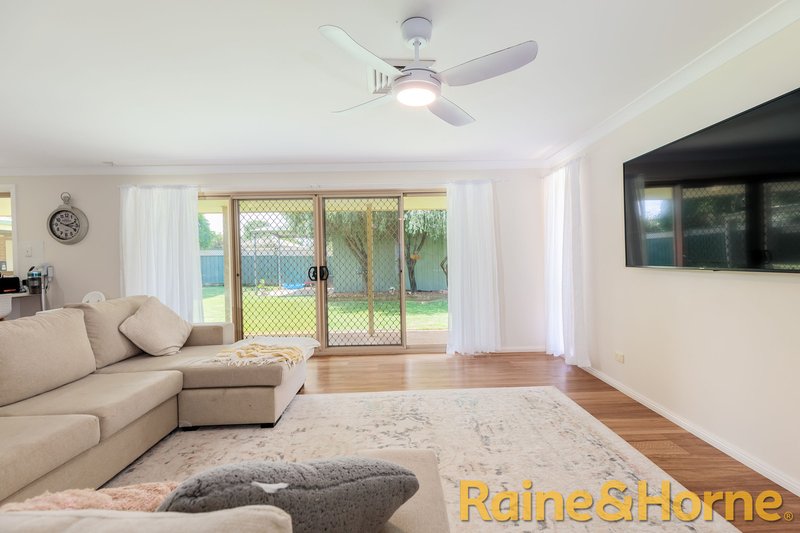 Photo - 7 Pebble Beach Drive, Dubbo NSW 2830 - Image 4