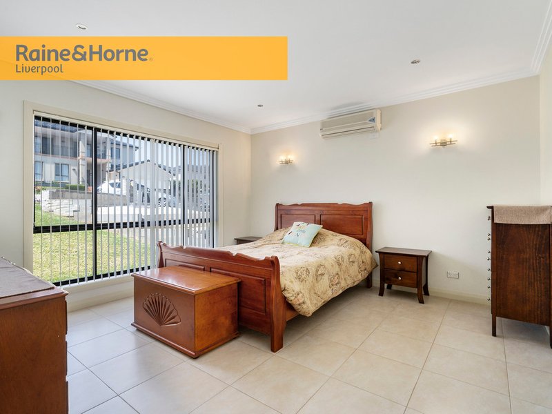 Photo - 7 Pecan Place, Casula NSW 2170 - Image 8