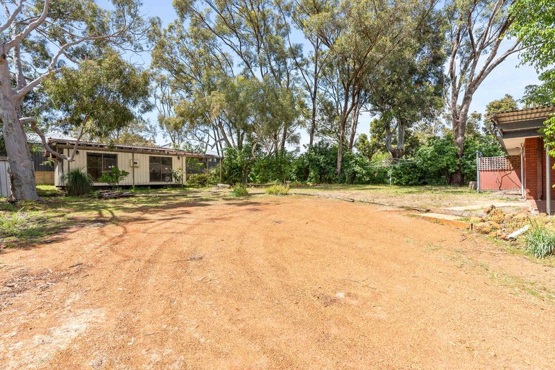 Photo - 7 Peet Road, Kalamunda WA 6076 - Image 21