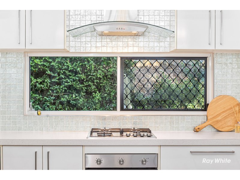 Photo - 7 Pegasus Court, Lammermoor QLD 4703 - Image 10