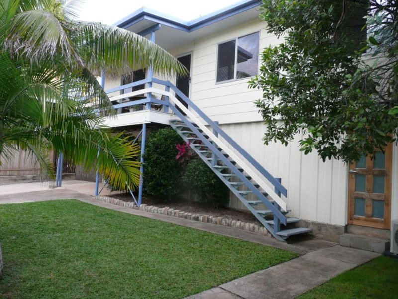 Photo - 7 Penda Avenue, New Auckland QLD 4680 - Image 2