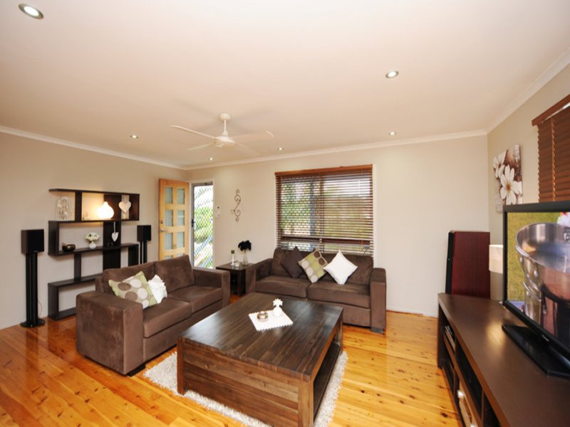 Photo - 7 Penda Avenue, New Auckland QLD 4680 - Image 5