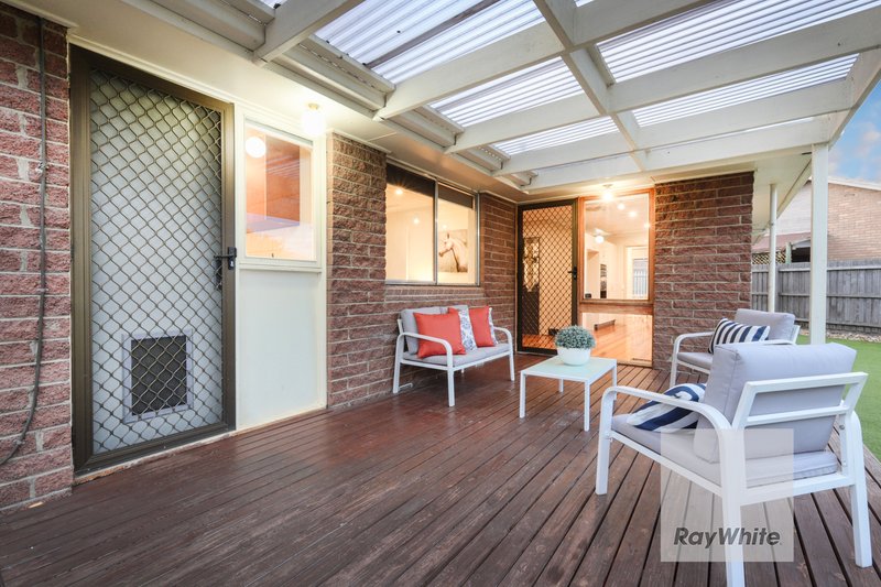 Photo - 7 Pendle Close, Gladstone Park VIC 3043 - Image 18