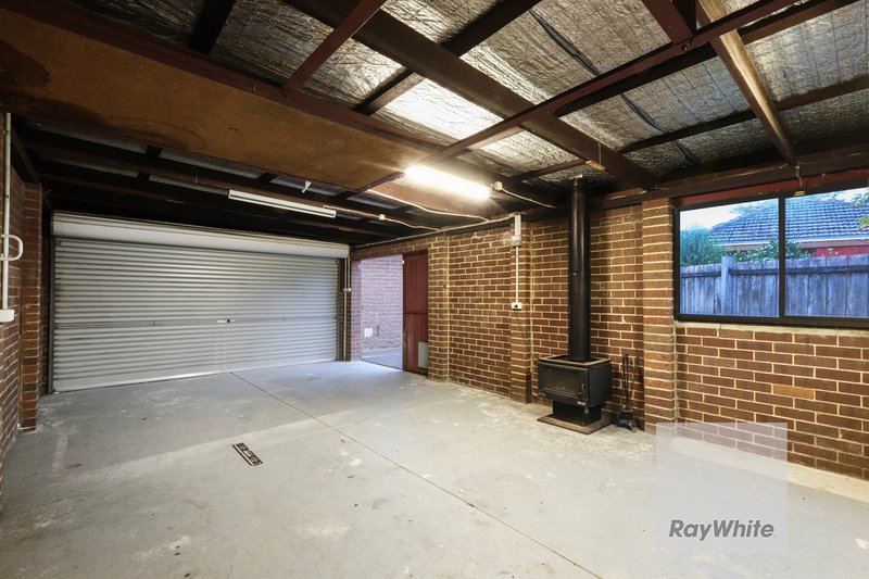 Photo - 7 Pendle Close, Gladstone Park VIC 3043 - Image 23