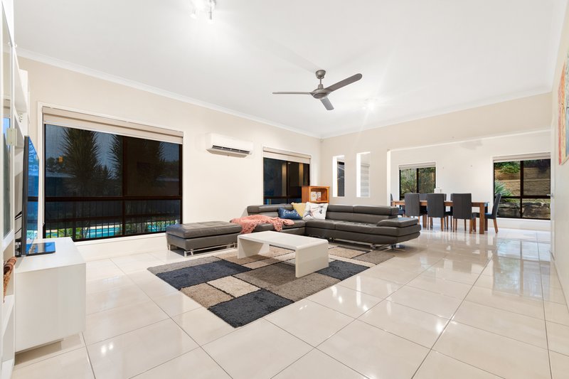 Photo - 7 Peridot Crescent, Mango Hill QLD 4509 - Image 3