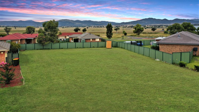 7 Peter Coote Street, Quirindi NSW 2343