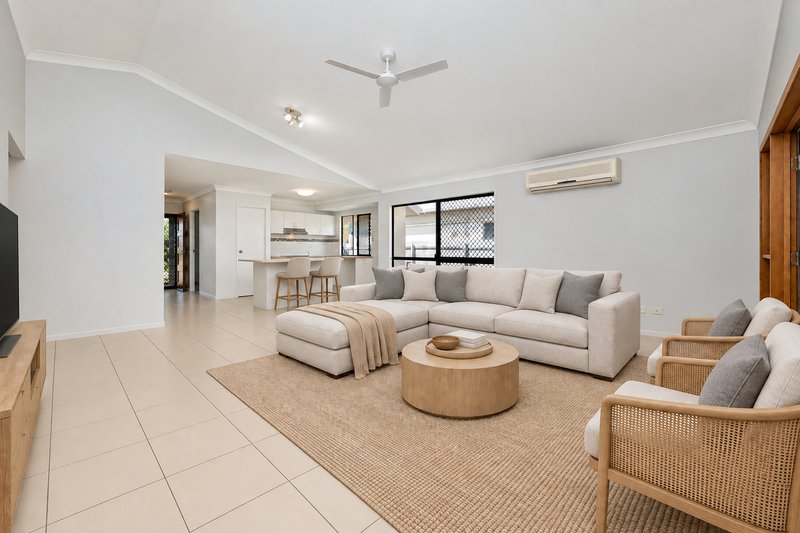 Photo - 7 Petrie Way, Idalia QLD 4811 - Image 4