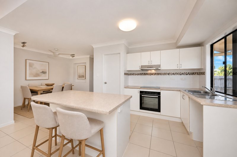 Photo - 7 Petrie Way, Idalia QLD 4811 - Image 5