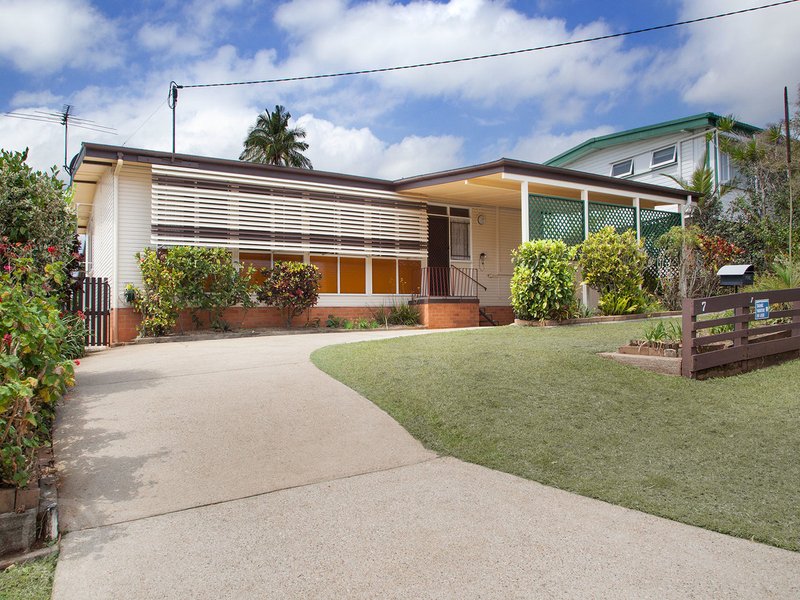 Photo - 7 Petunia Street, Nudgee QLD 4014 - Image 1