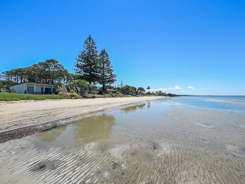 Photo - 7 Phillip Street, Beachmere QLD 4510 - Image 16