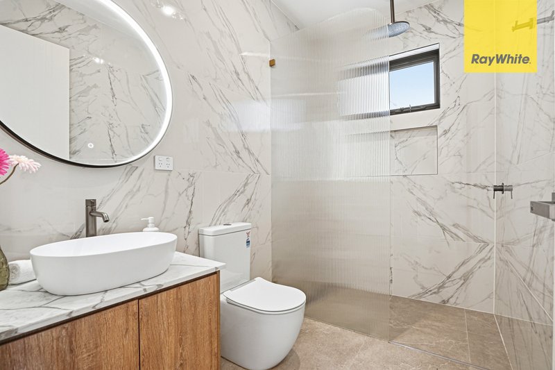 Photo - 7 Pindari Crescent, South Wentworthville NSW 2145 - Image 13