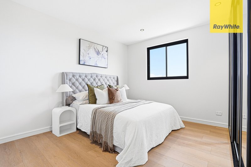 Photo - 7 Pindari Crescent, South Wentworthville NSW 2145 - Image 20