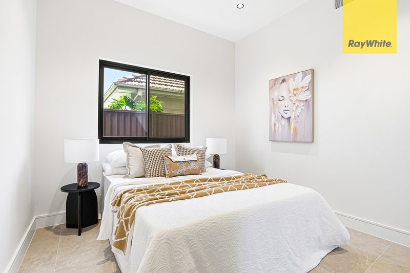 Photo - 7 Pindari Crescent, South Wentworthville NSW 2145 - Image 22