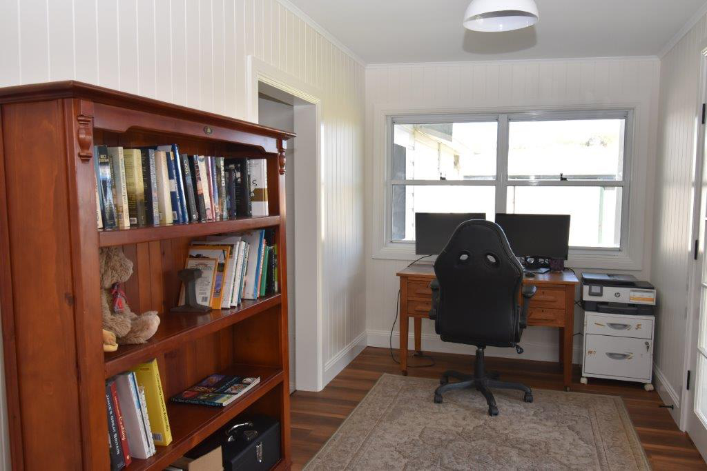 3-bedroom house at 7 Pindari Grove, Montefiores, NSW 2820, Dubbo, New South Wales