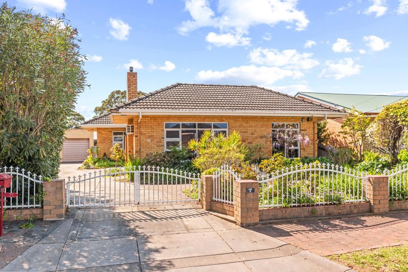 7 Pine Avenue, Warradale SA 5046