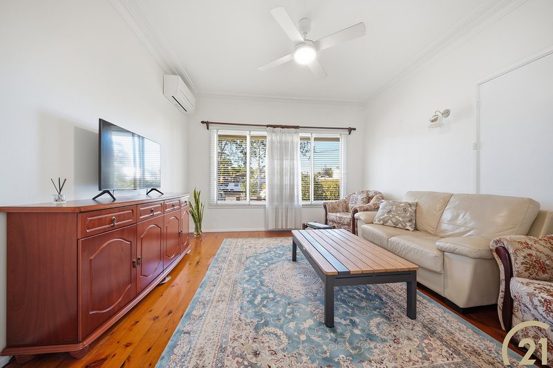 Photo - 7 Pine Road, Yennora NSW 2161 - Image 3