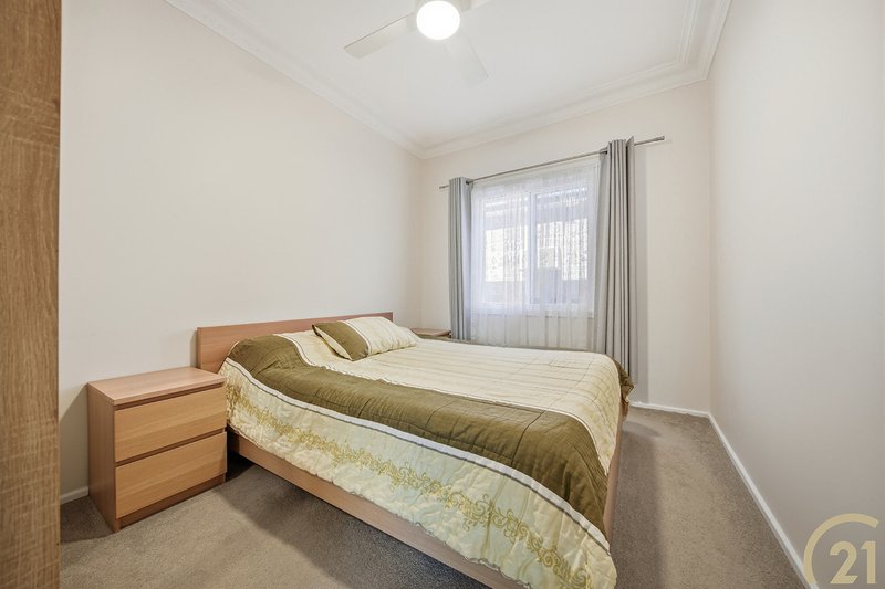 Photo - 7 Pine Road, Yennora NSW 2161 - Image 5
