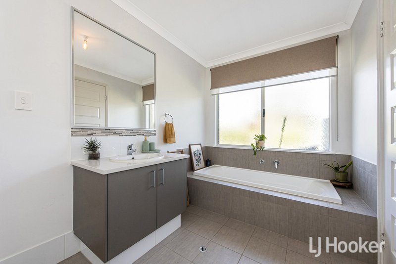 Photo - 7 Pioneer Place, Birchmont WA 6214 - Image 22