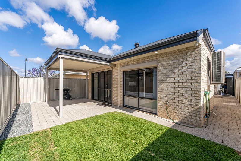 Photo - 7 Poorinda Lane, Baldivis WA 6171 - Image 4