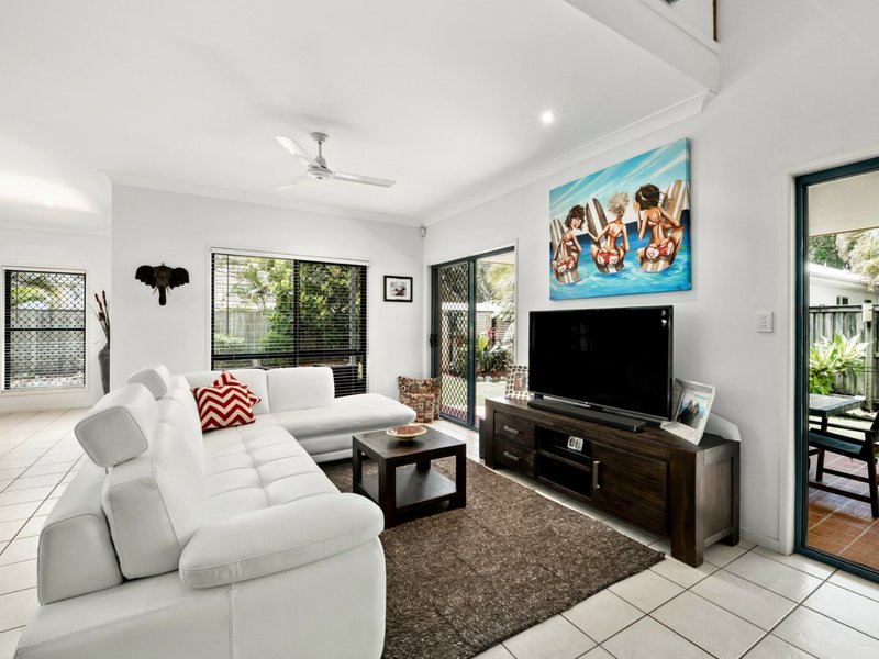 Photo - 7 Portmarnock Court, Twin Waters QLD 4564 - Image 4