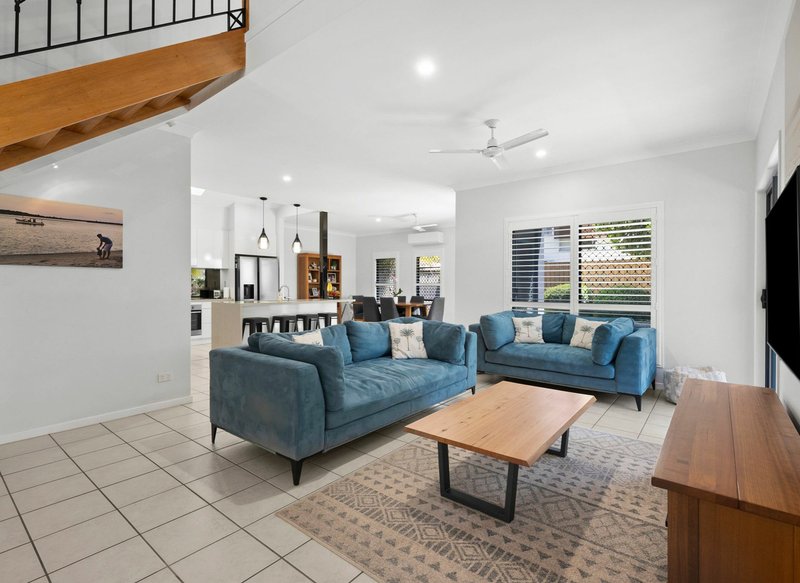 Photo - 7 Portmarnock Court, Twin Waters QLD 4564 - Image 2