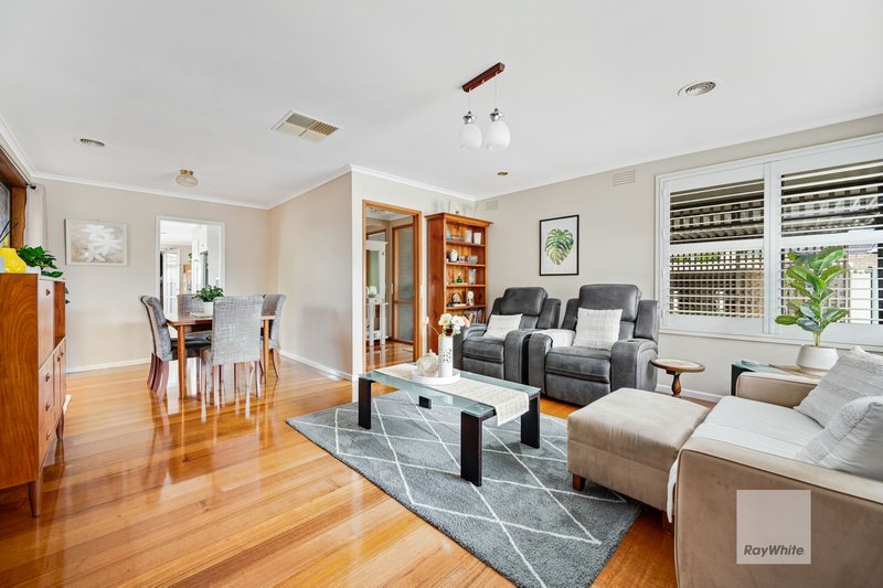 Photo - 7 Power Close, Gladstone Park VIC 3043 - Image 5